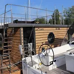 Houseboat Leni, Botel Flensburgo