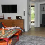 Houseboat Leni, 船上ホテル *