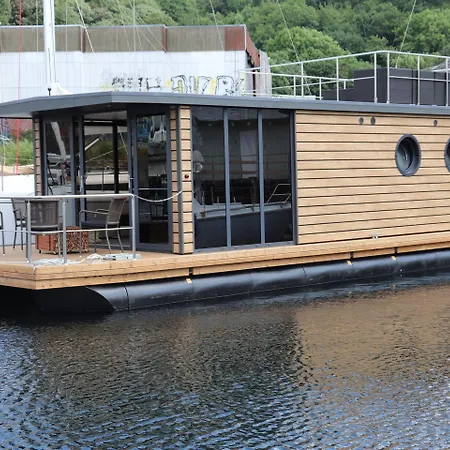 بوتيل Houseboat Leni, Flensburg